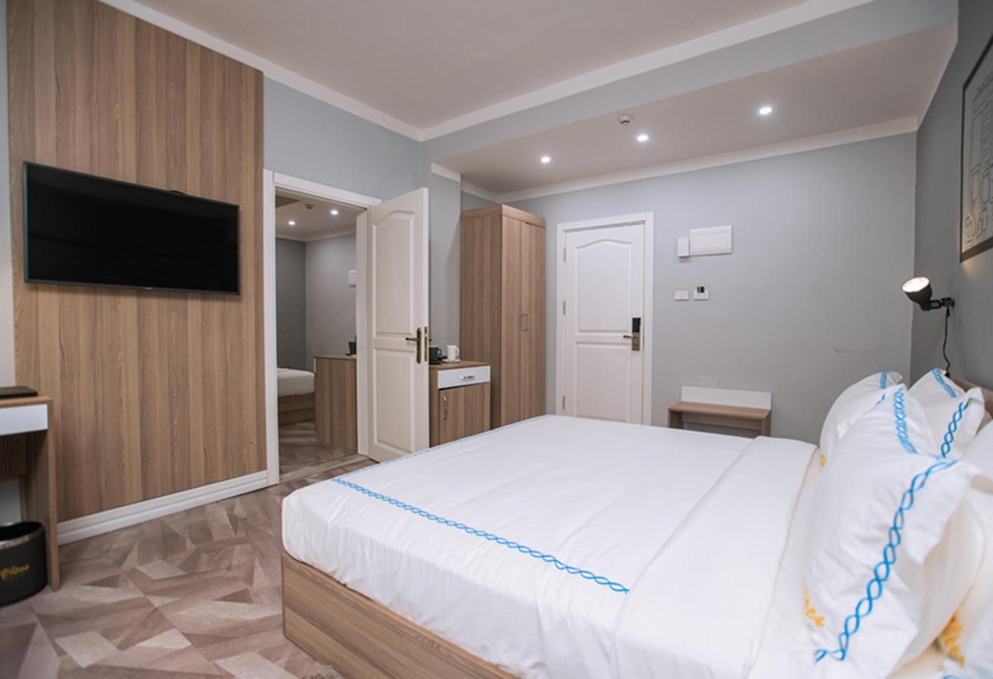 Vibes Hotel And Spa Адис Абеба Екстериор снимка